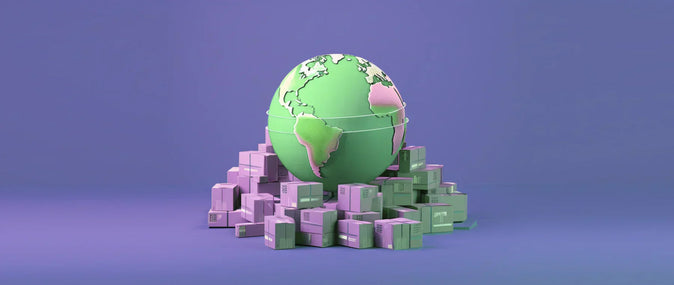 een groene wereldbol omringd door dozen die internationale verzending voorstellen