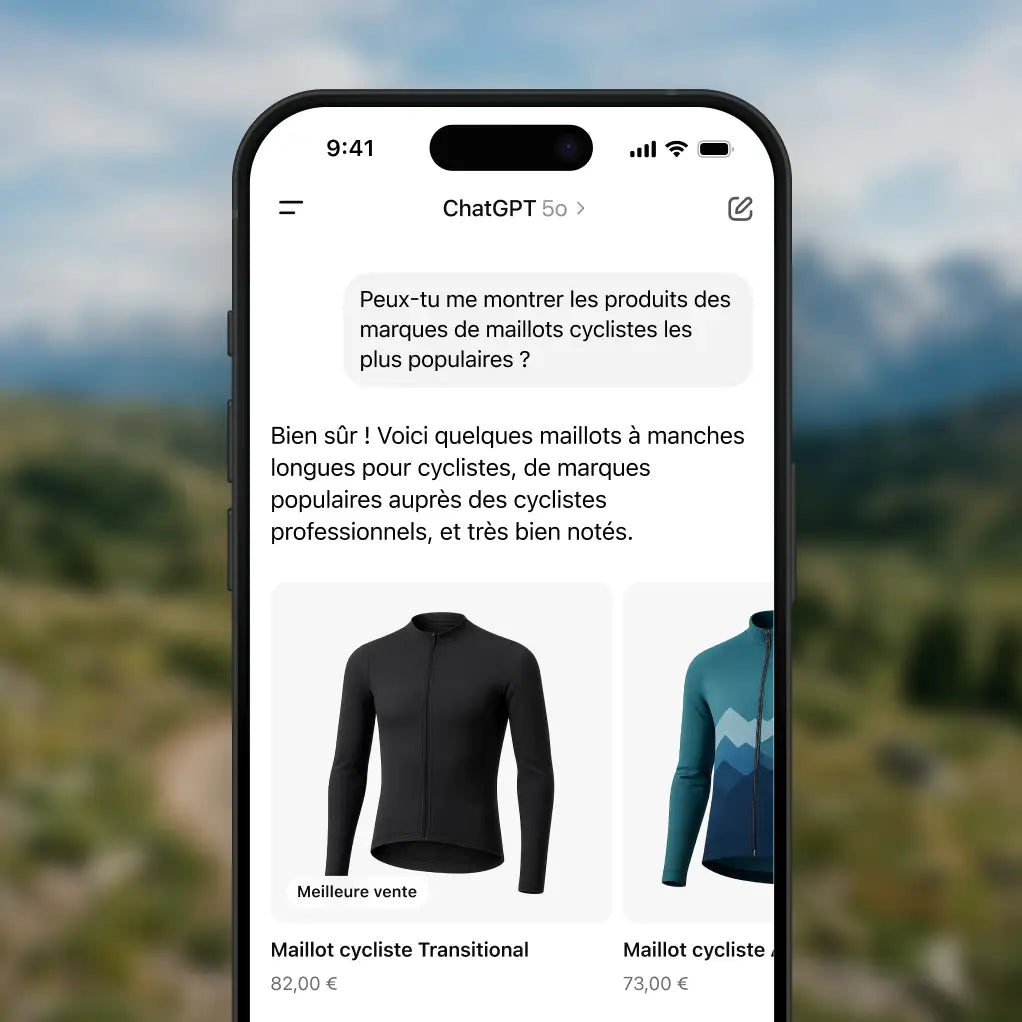 L’interface simplifiée d’un téléphone montre une recherche sur ChatGPT concernant les marques de maillots de cyclisme les mieux notées. La réponse affiche des fiches produits pour plusieurs options.